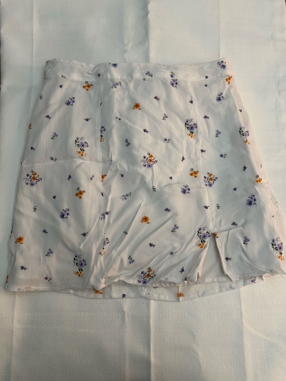 Forever 21 White Floral Mini Skirt